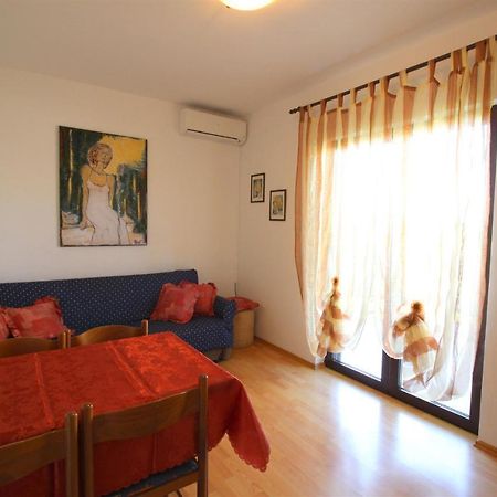 Gianna A4+2 Διαμέρισμα Novigrad Istria Εξωτερικό φωτογραφία